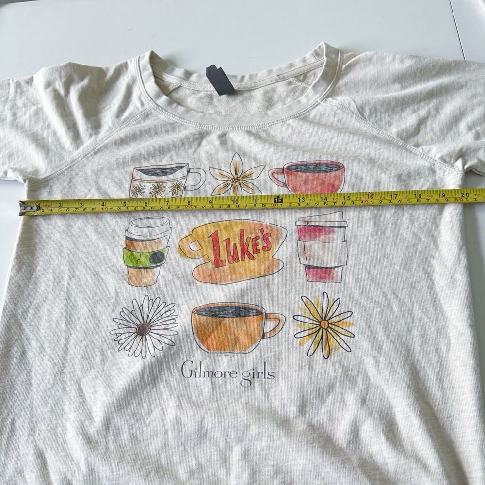 Gilmore Girls Luke's Floral Coffee Mug Cup Tee Shirt Top M Medium Cotton Blend - Picture 11 of 14